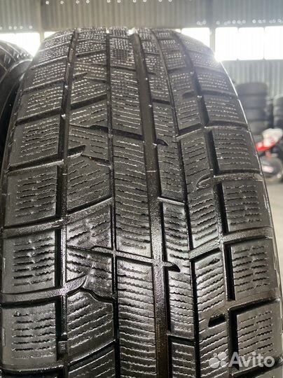 Yokohama Ice Guard IG50 215/60 R17