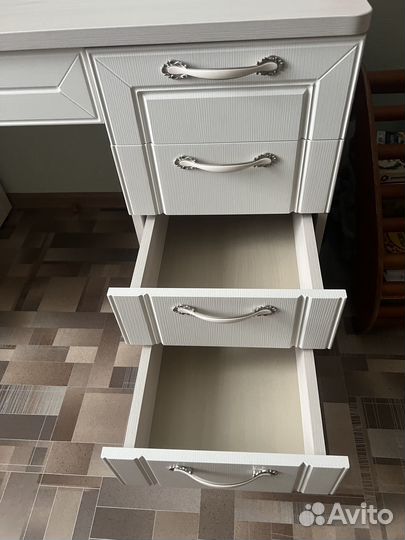 Стол письменный Давита мебель Тиффани 100х60х75