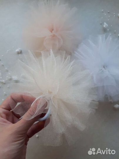 Банты белые на 1 сентября