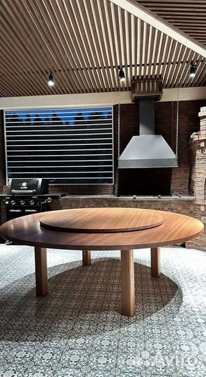 Стол на кухню. Мебель