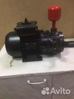 Вакуумный насос сухого типа 0,55 кВт/220в (Турция)