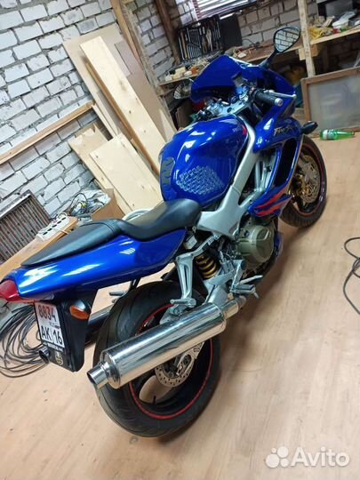 Honda VTR 1000F