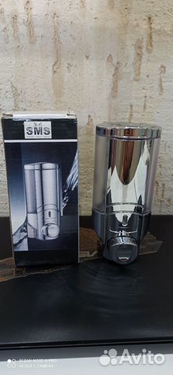 Дозатор для жидкого мыла настенный