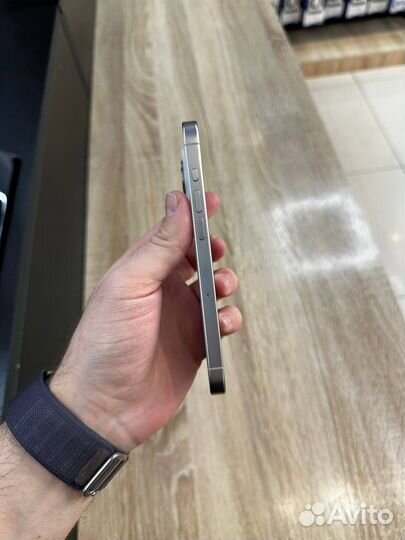 iPhone 15 Pro, 128 ГБ