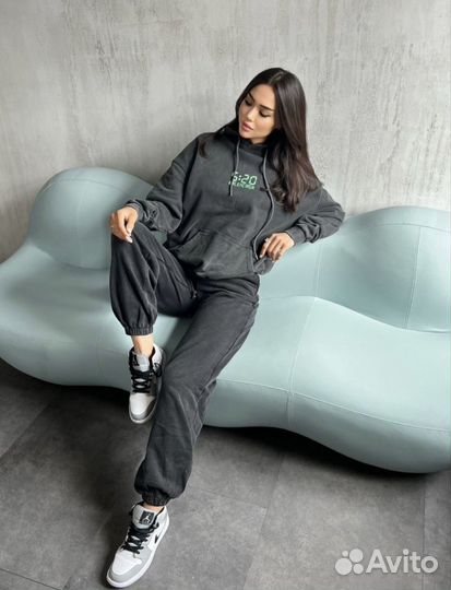 Спортивный костюм