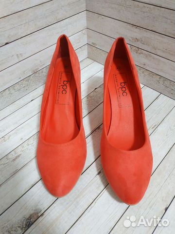 Туфли женские 41 размер красные на каблучке лодочк