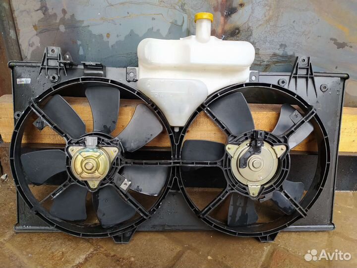 Радиатор охлаждения двигателя Mazda 6 gg