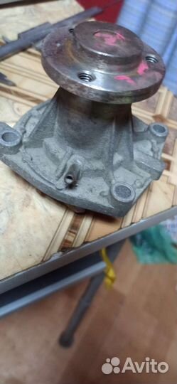 Помпа Voyadger Chrysler б/у