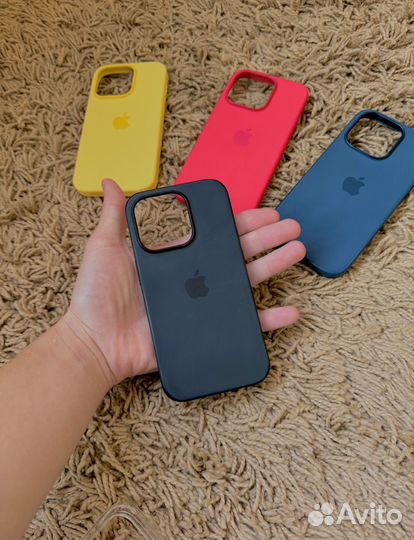 Оригинальные чехлы на iPhone 14 pro