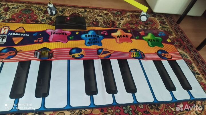 Детское музыкальное пианино