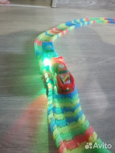 Magic tracks. Игрушки