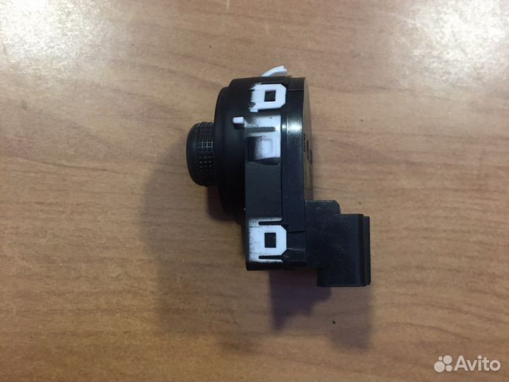 Кнопка регулировки зеркал opel astra j