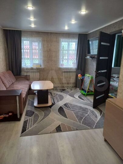 Дом 64 м² на участке 1 сот.