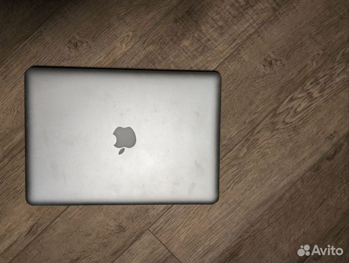 Apple macbook 13 pro 2012+полный набор+мышь