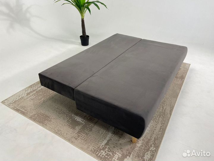 Диван без подлокотников