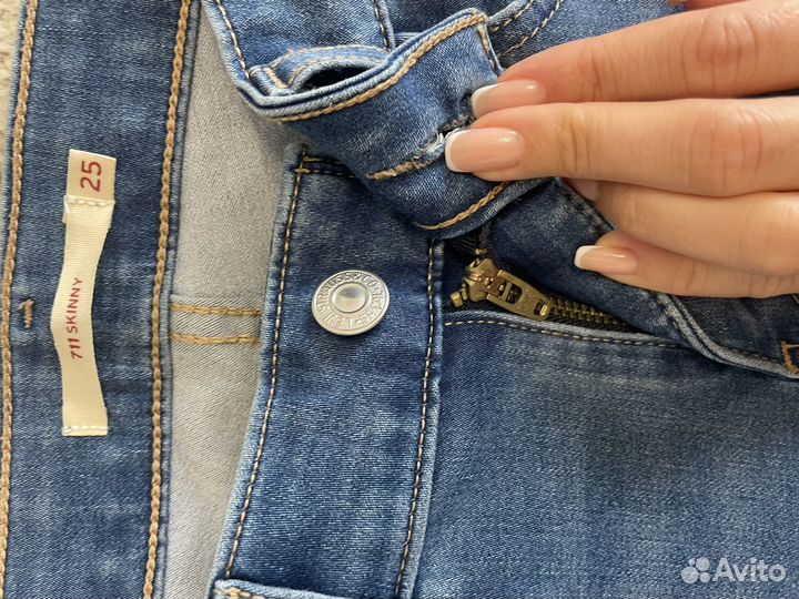 Джинсы Levi's женские оригинал