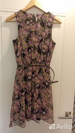 Платье new look чёрное в цветы 44-46