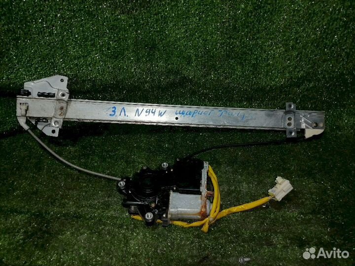 Стеклоподемник задний левый Mitsubishi Chariot Gra