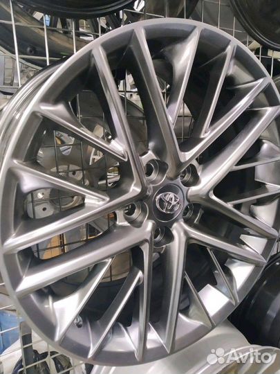Диски на Toyota Lexus r18 5x114.3 NEW