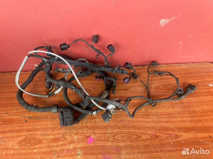 Проводка двигателя Volkswagen Passat B7 универсал