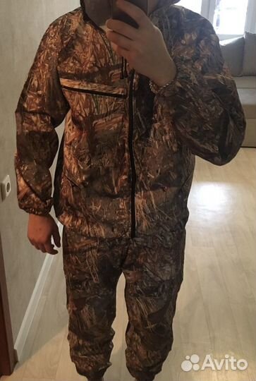 Камуфляжный костюм (новый)