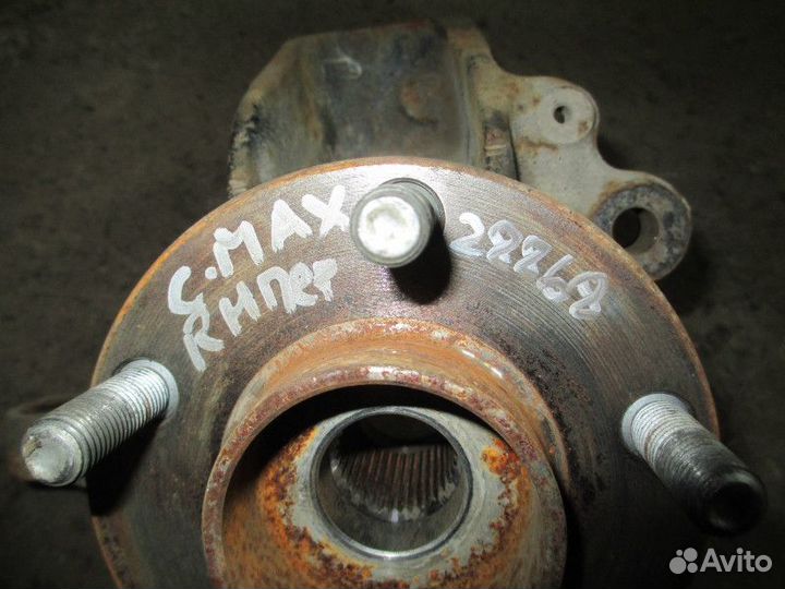 Кулак поворотный передний правый Ford Focus II 200