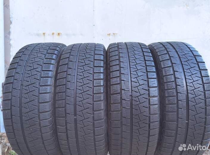 Pirelli Ice Asimmetrico 215/50 R17 97V