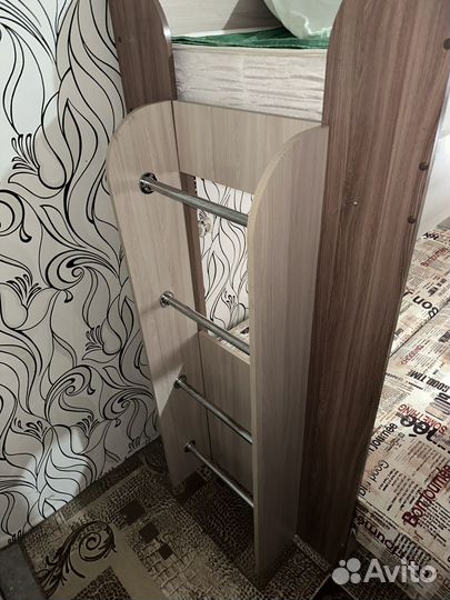 Двухъярусная кровать с диваном