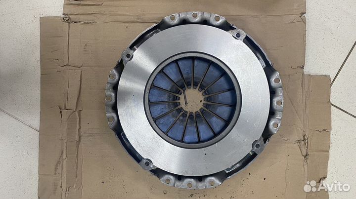 Корзина сцепления 4HK1