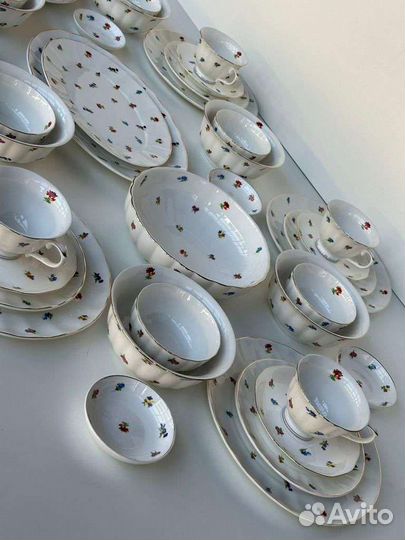 Набор столовой посуды