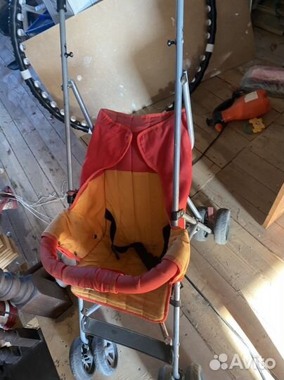 Прогулочная коляска трость