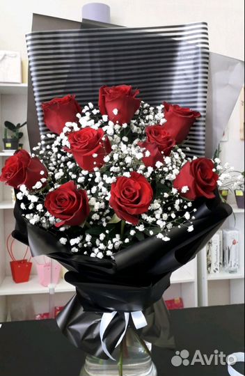 Доставка букетов и цветов