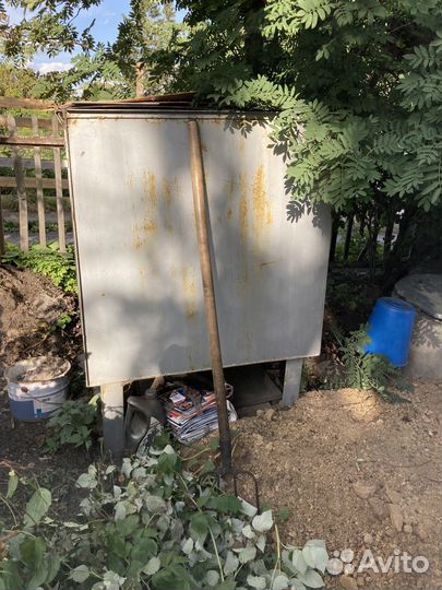 Металлический бак 2м3