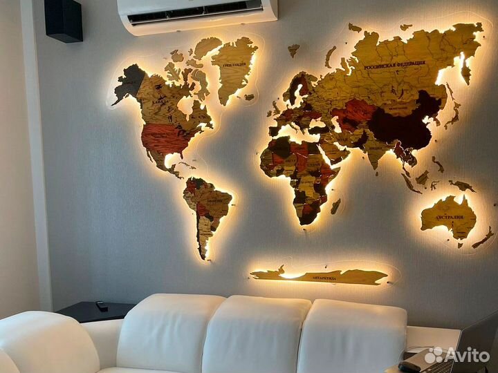 Карта мира из дерева Монтеверде Калининград