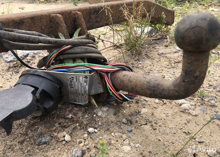 Фаркоп AvtoS лада ларгус RN 03