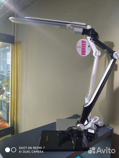 Лампа настольная