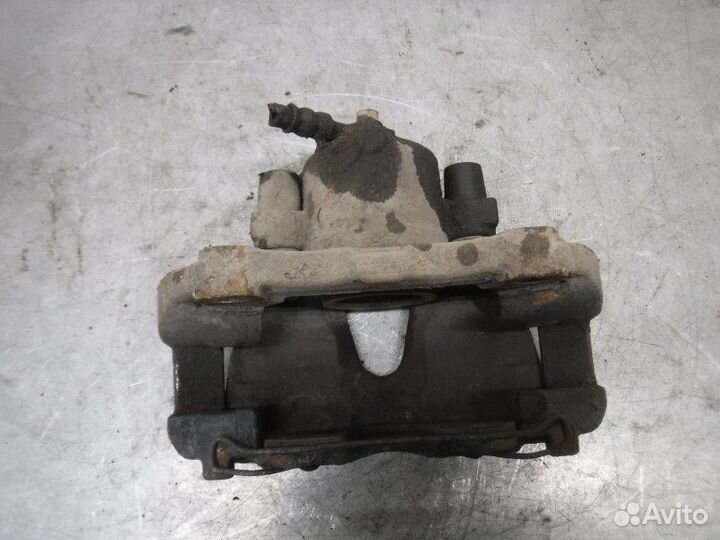 Суппорт передний левый Opel Astra H Z18XER 2008