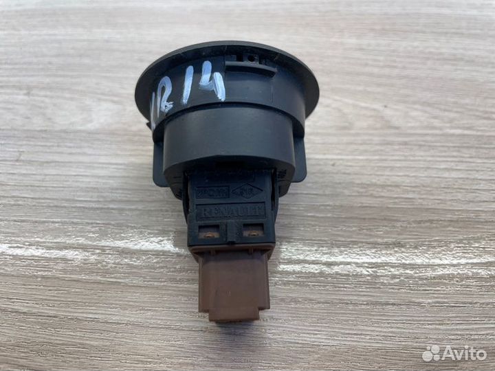 Выключатель подушки безопасности LADA X-Ray