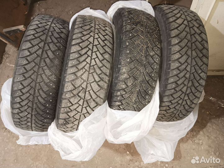 Bfgoodrich G-Force Stud R15