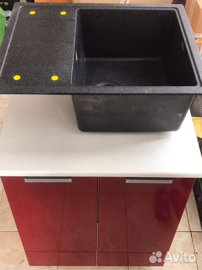 Тумба под раковину новая и мойка новая