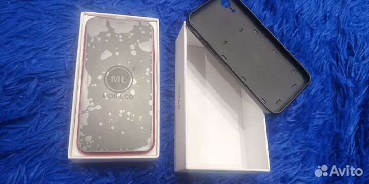 iPhone XR 128gb красный