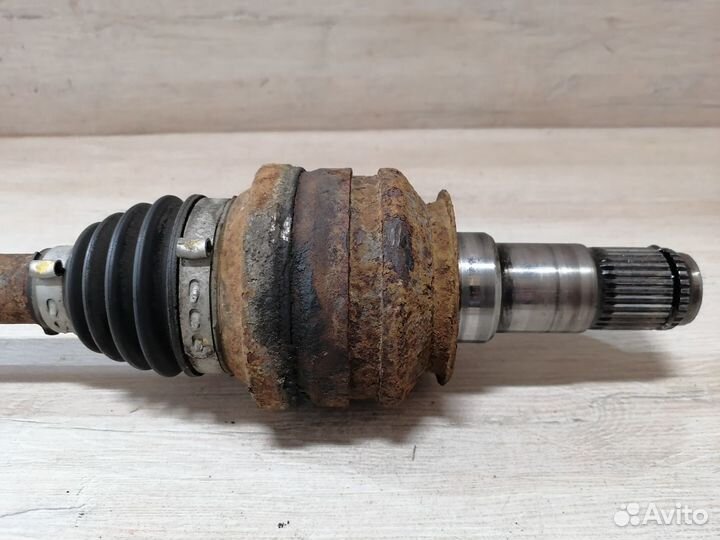 Привод задний левый правый Lexus IS 250 Лексус 250