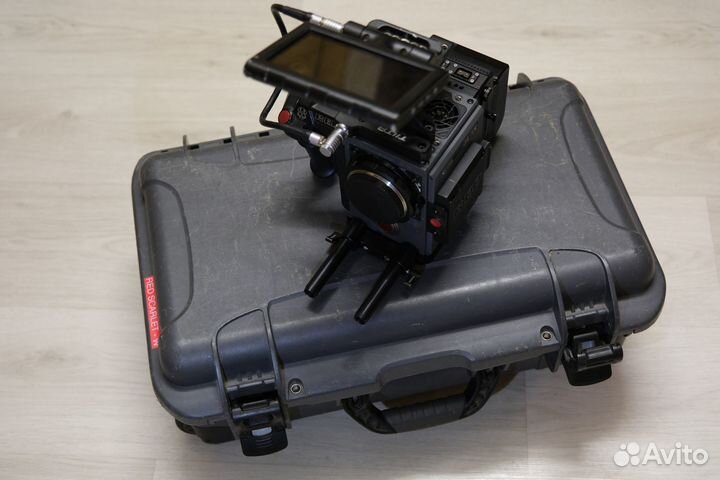 RED dsmc2 Scarlet-W + комплект / аксессуары