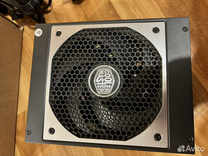 Блок питания Cooler Master V1200 Platinum