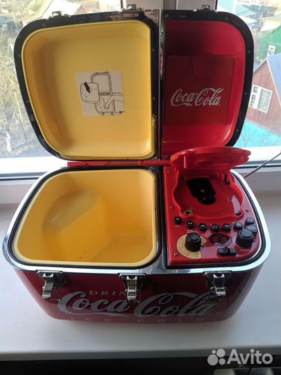 Холодильник Coca Cola- Cd player, radio