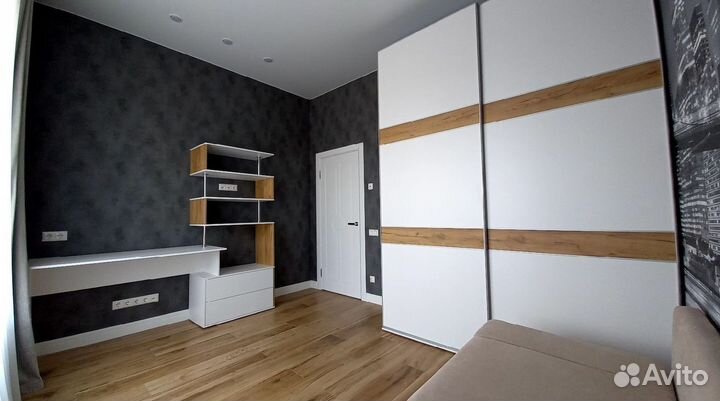 Кухонный шкаф