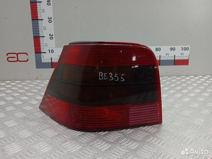 Фонарь для Volkswagen Golf 4