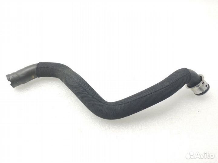 Патрубок системы охлаждения Mercedes-Benz