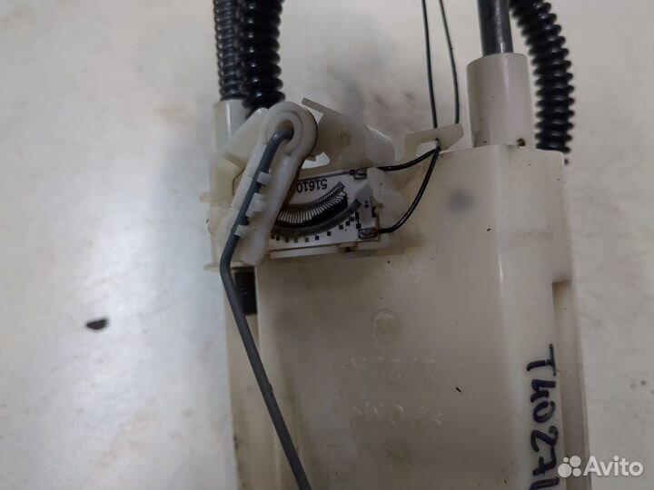 Датчик уровня топлива Nissan Navara, 2005