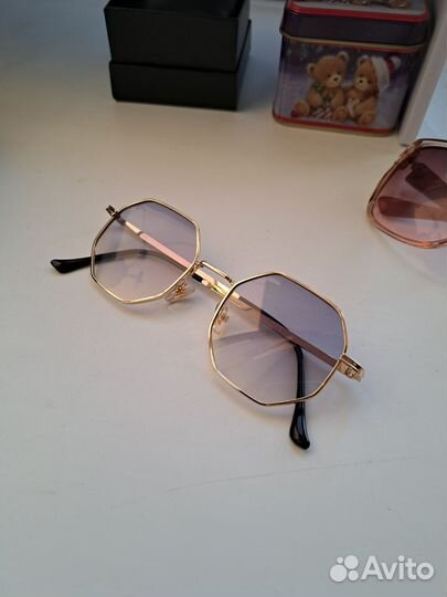 Солнцезащитные очки женские